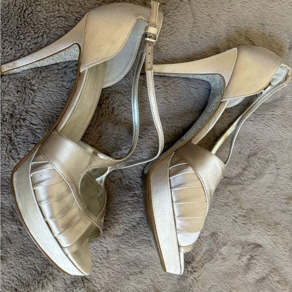 Nine West dress heels WORN ONCE- for my wedding! - Picture 2 of 4